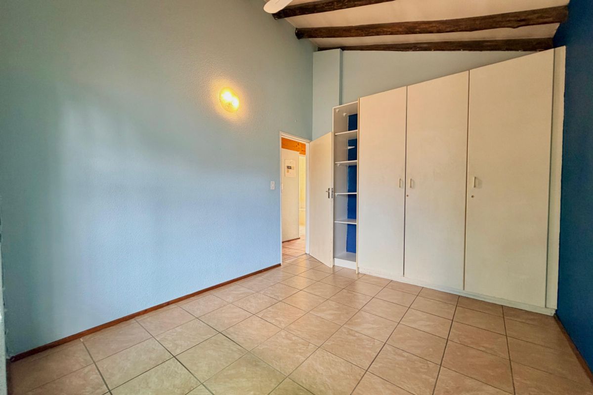 2 bed 1 bath garden Apartment Call me Al but Call me ALAADDIN & SURAIYA - Photo 3