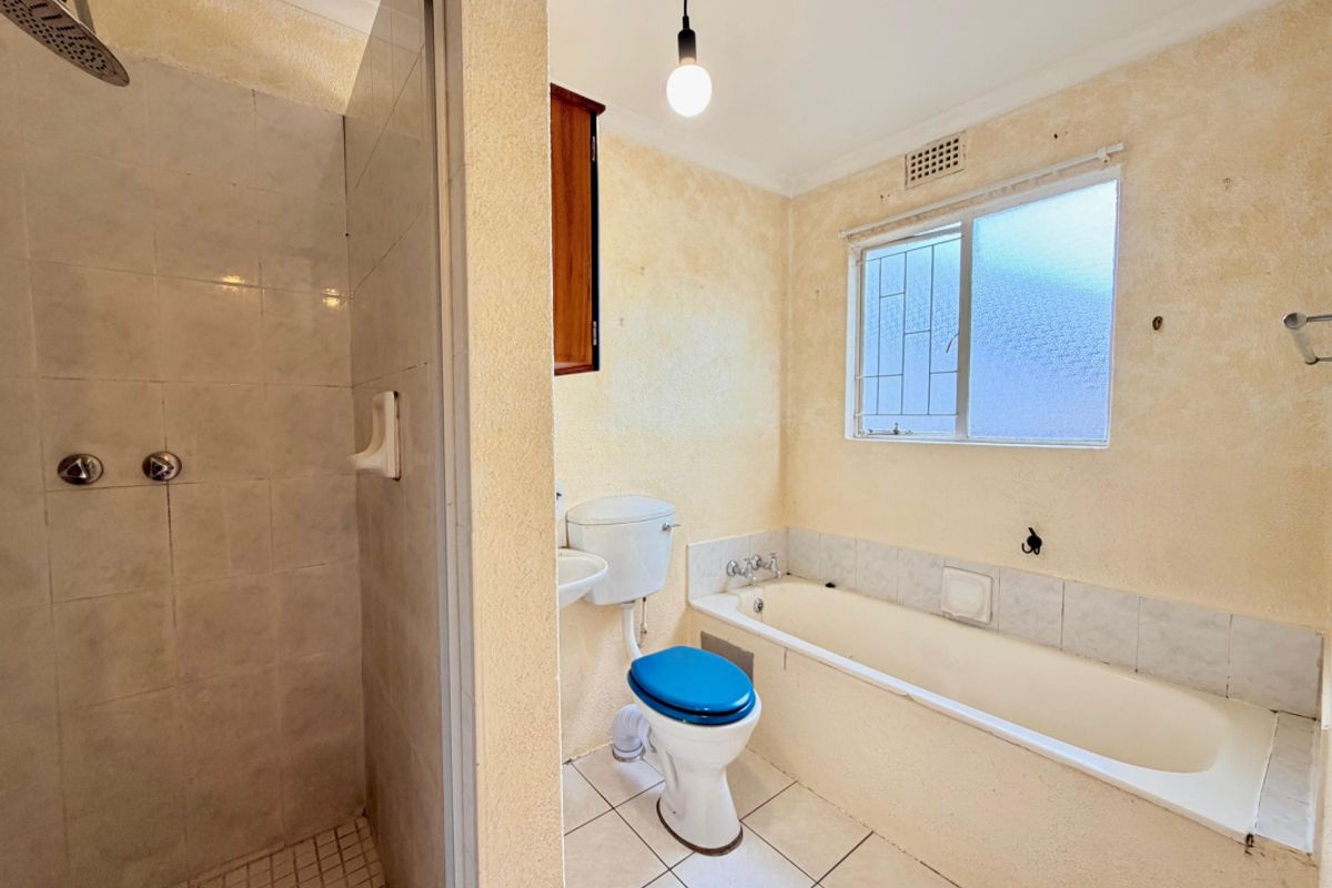 2 bed 1 bath garden Apartment Call me Al but Call me ALAADDIN & SURAIYA - Photo 2