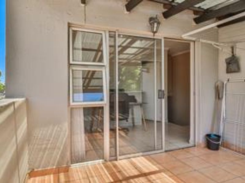 3 Bed 2 bath Duplex self standing 107 sqm in Aloe Place Call Me Al But Call Me - Photo 6