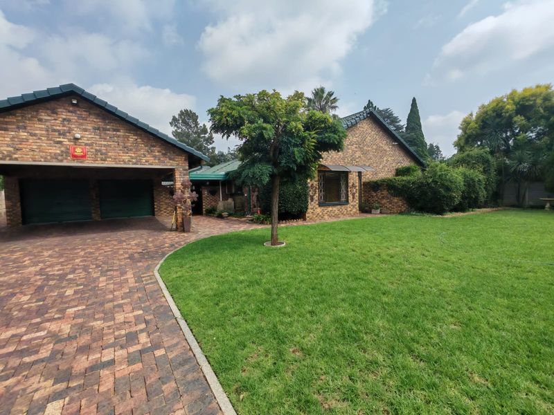 3 Bedroom House For sale in Vaalpark - Photo 4