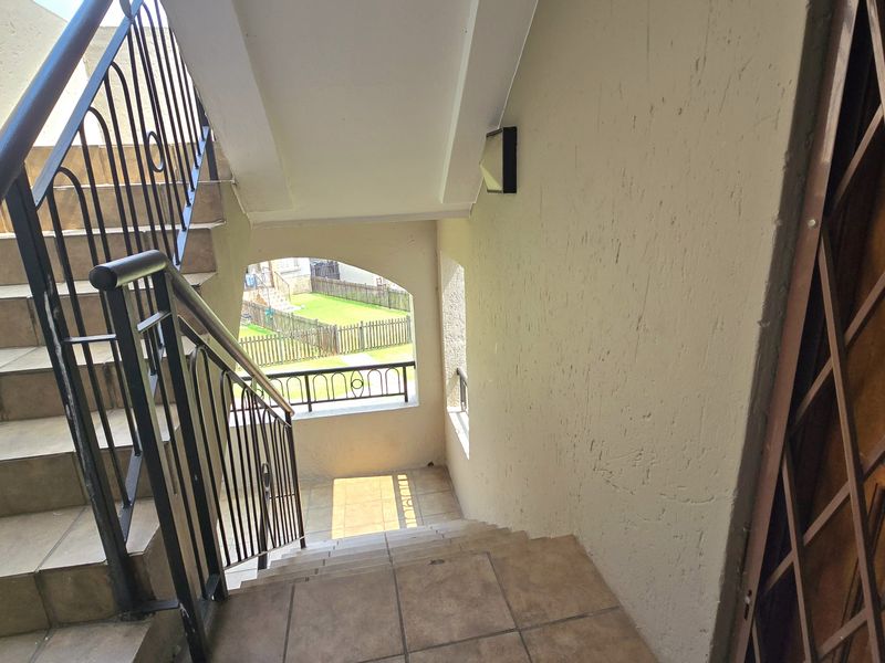 "Charming 2-Bedroom Home – Perfect for Comfortable Living!" - Photo 3