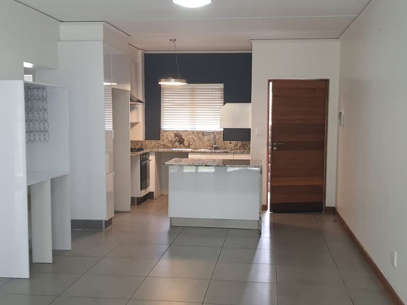 2 Bed 2 Bath Modern Garden Apartment in Bryanston Call Me Al But Call Me - Photo 9