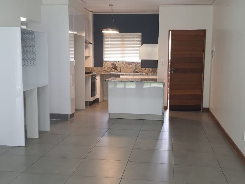2 Bed 2 Bath Modern Garden Apartment in Bryanston Call Me Al But Call Me - Photo 8