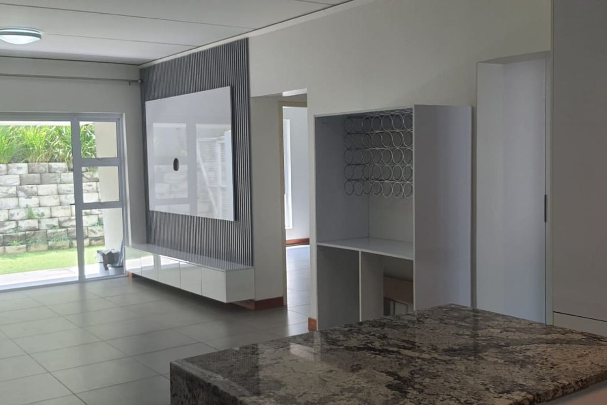 2 Bed 2 Bath Modern Garden Apartment in Bryanston Call Me Al But Call Me - Photo 2