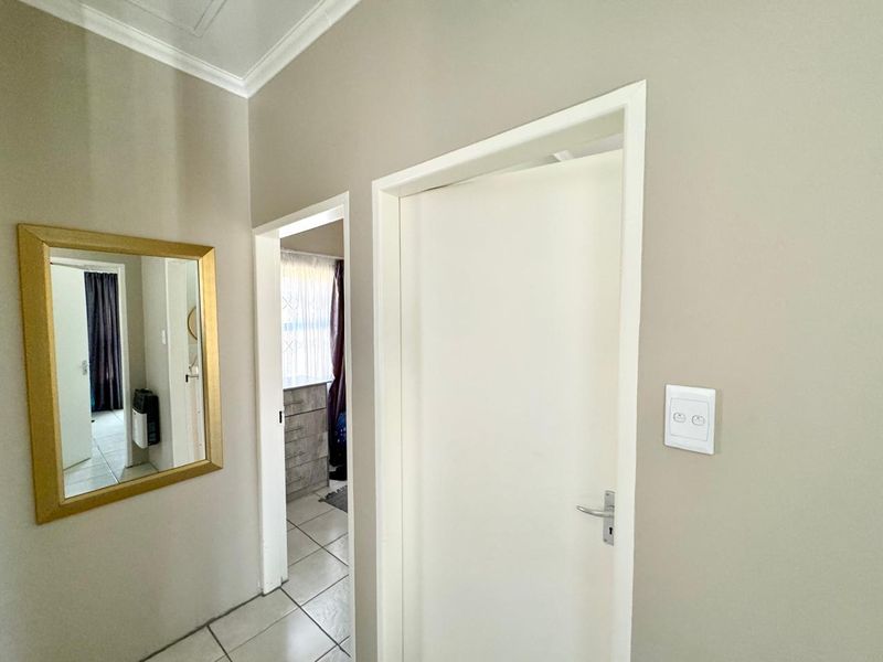 Three bedroom simplex for sale in Terra Nova Trichardt - Photo 7