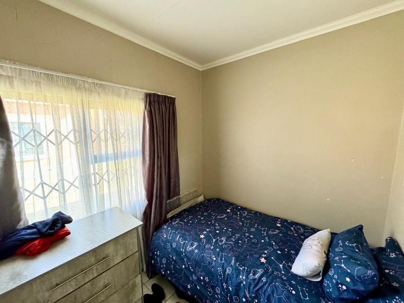 Three bedroom simplex for sale in Terra Nova Trichardt - Photo 10
