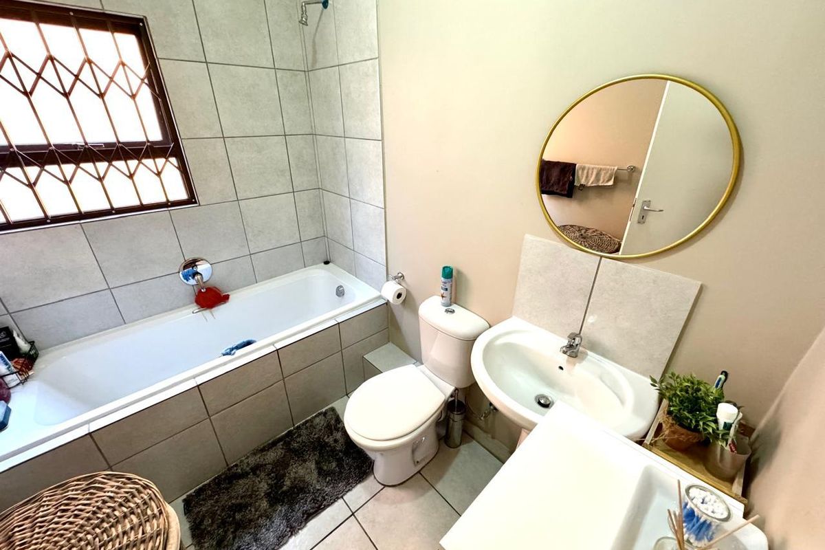 Three bedroom simplex for sale in Terra Nova Trichardt - Photo 3