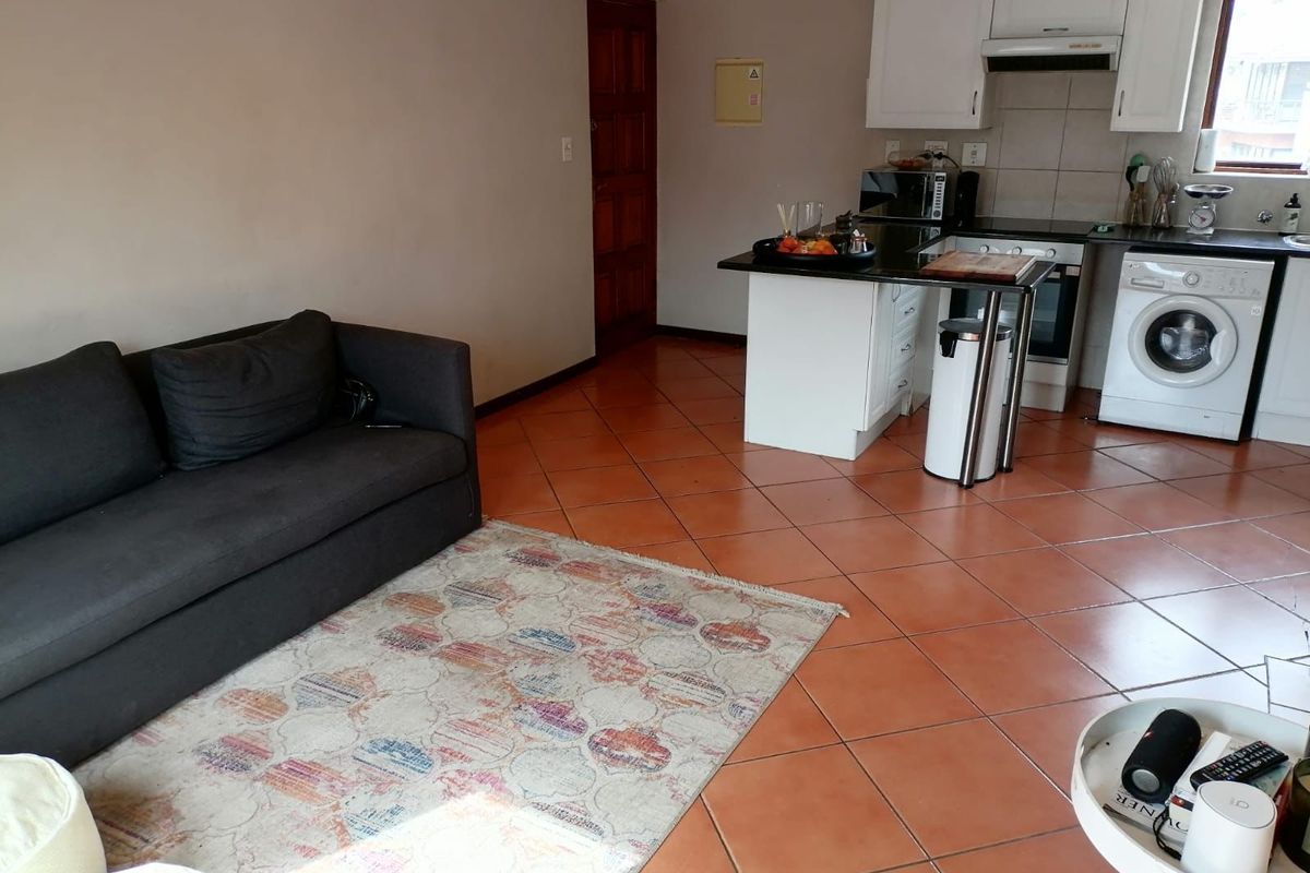 Secure, Modern Living | 2-Bedroom Apartment in a Prime Suburban Setting - Photo 5