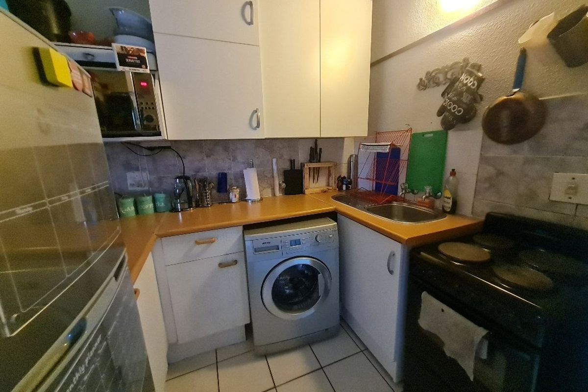 2 bed 1 bath garden Apartment Call me Al but Call me ALAADDIN & SURAIYA - Photo 4