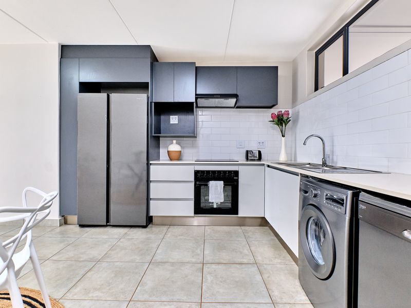 Brand New! Modern three bedroom apartments - Photo 5