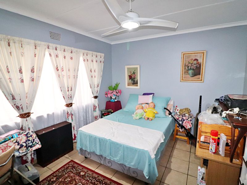 3 Bed 1 bath Home on 568 sqm in Klopperpark Call Me Al But Call Me - Photo 6