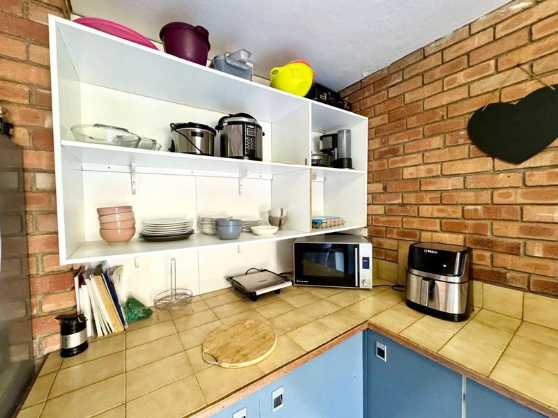 Two bedroom duplex for sale in safe and secure complex - Photo 6