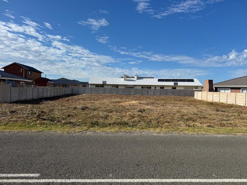 Prime 742m2 Vacant Stand in Tranquil Stilbaai East – Walking Distance to the Beach! - Photo 8