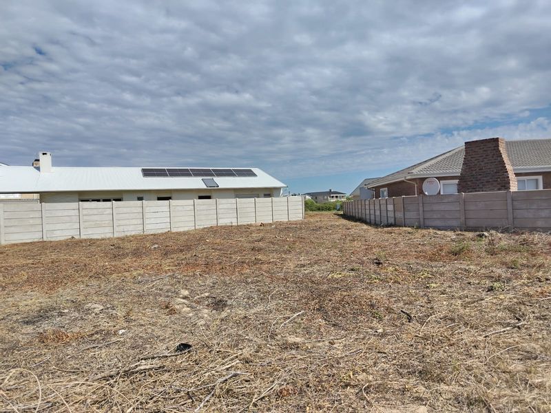 Prime 742m2 Vacant Stand in Tranquil Stilbaai East – Walking Distance to the Beach! - Photo 7