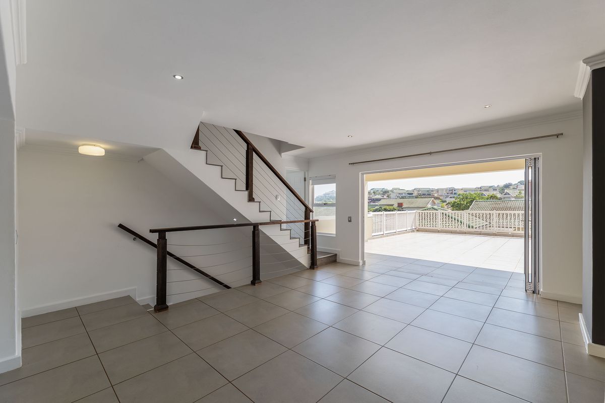 Modern triplex unit for sale in Kindlewood Estate - Photo 5