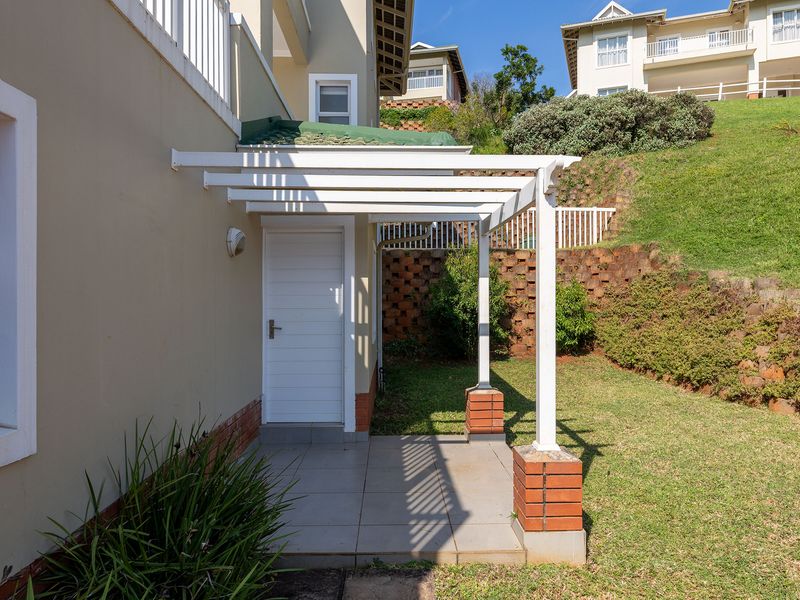 Modern triplex unit for sale in Kindlewood Estate - Photo 3