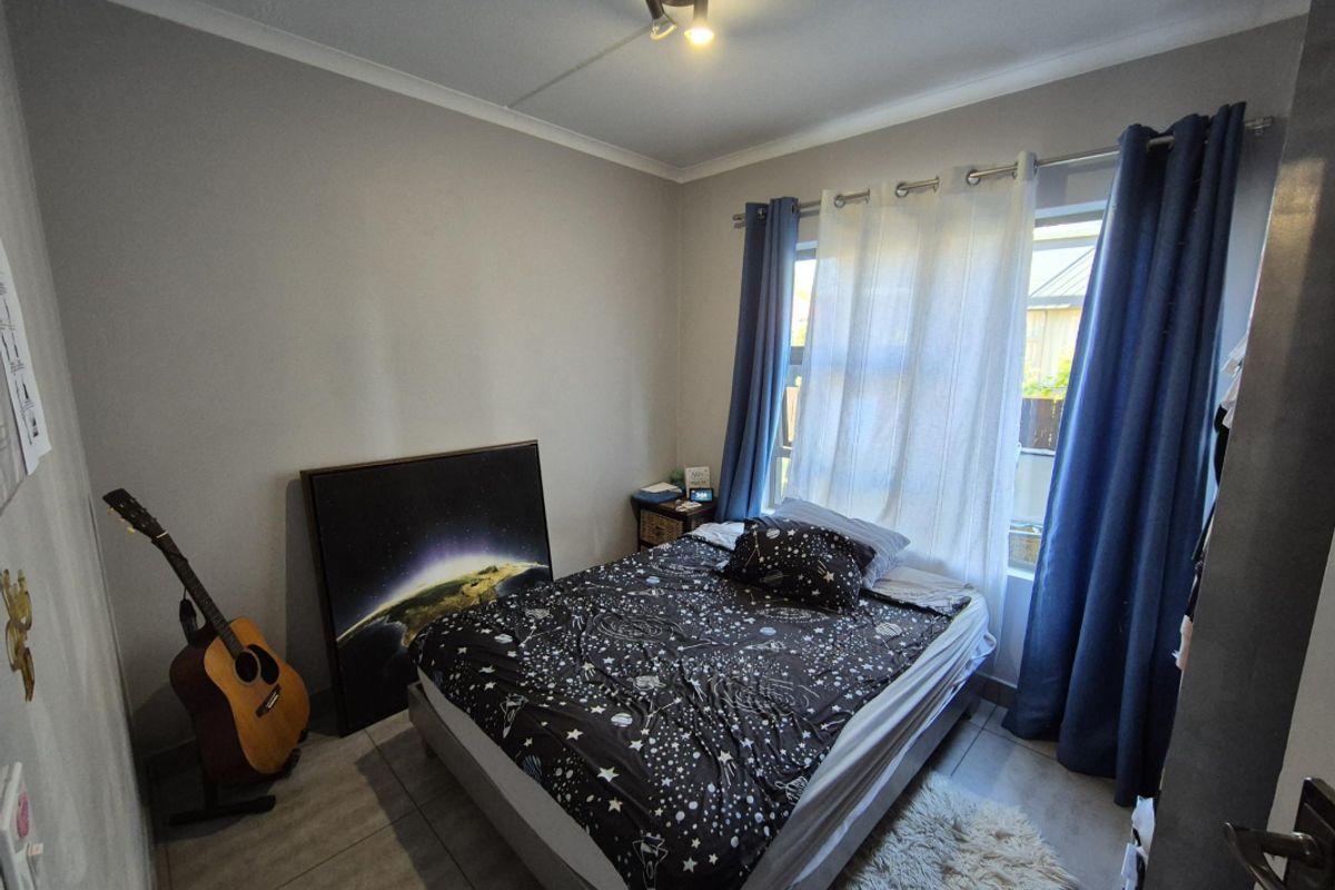3 Bed 2 Bath Modern Garden Apartment in Greenstone Hill Call Me Al But Call Me - Photo 4