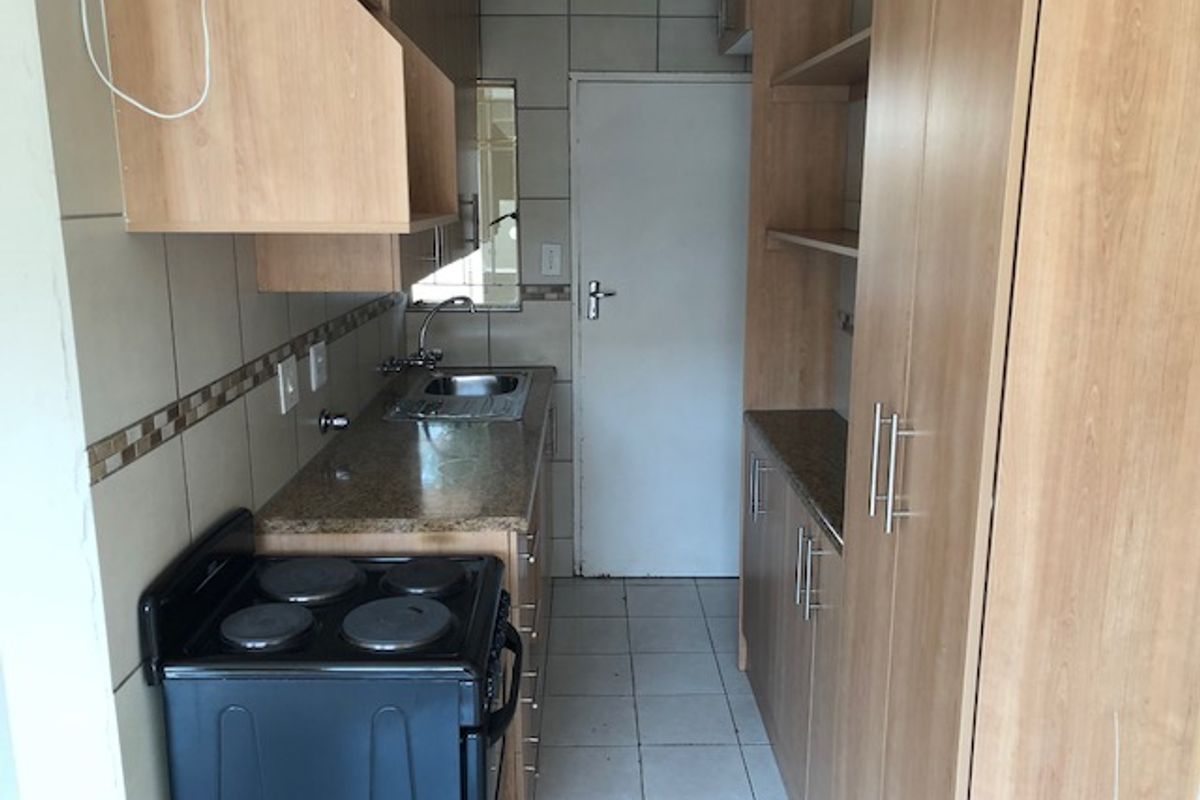 2 bed 1 bath Apartment Call me Al but Call me ALAADDIN & SURAIYA - Photo 3