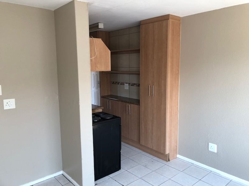 2 bed 1 bath Apartment Call me Al but Call me ALAADDIN & SURAIYA - Photo 2