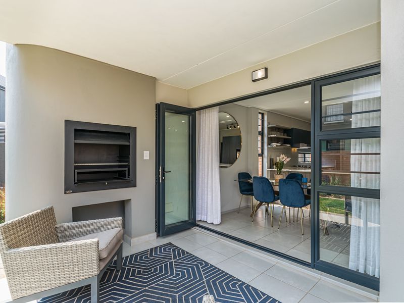 BUY DIRECT FROM THE DEVELOPER AND SAVE R155 000! High security lifestyle estate with patrolling guar - Photo 7