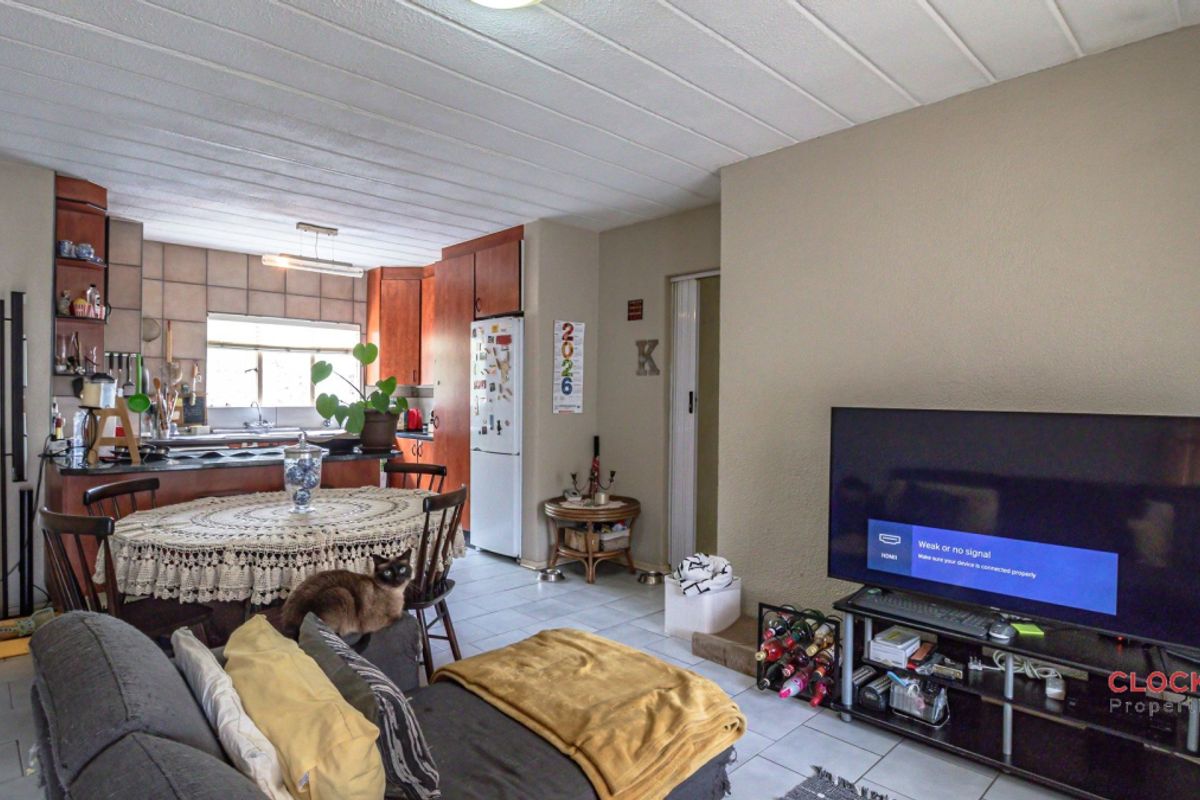 3 Bedroom 2 bathroom Garden Apartment in Boomed Edenglen - Photo 2