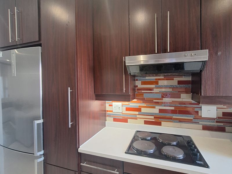3  Bed 2 Bath Modern first Floor  Apartment in Acacia Call Me Al But Call Me - Photo 2