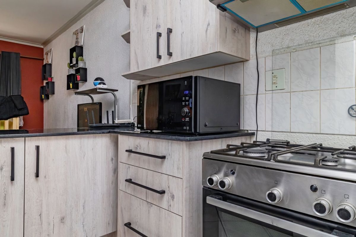 2 bed 1 bath Apartment Call me Al but Call me ALAADDIN & SURAIYA - Photo 2