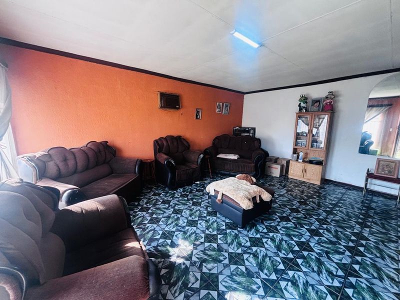 3 Bedroom House for Sale in Krugersdorp West - Photo 9