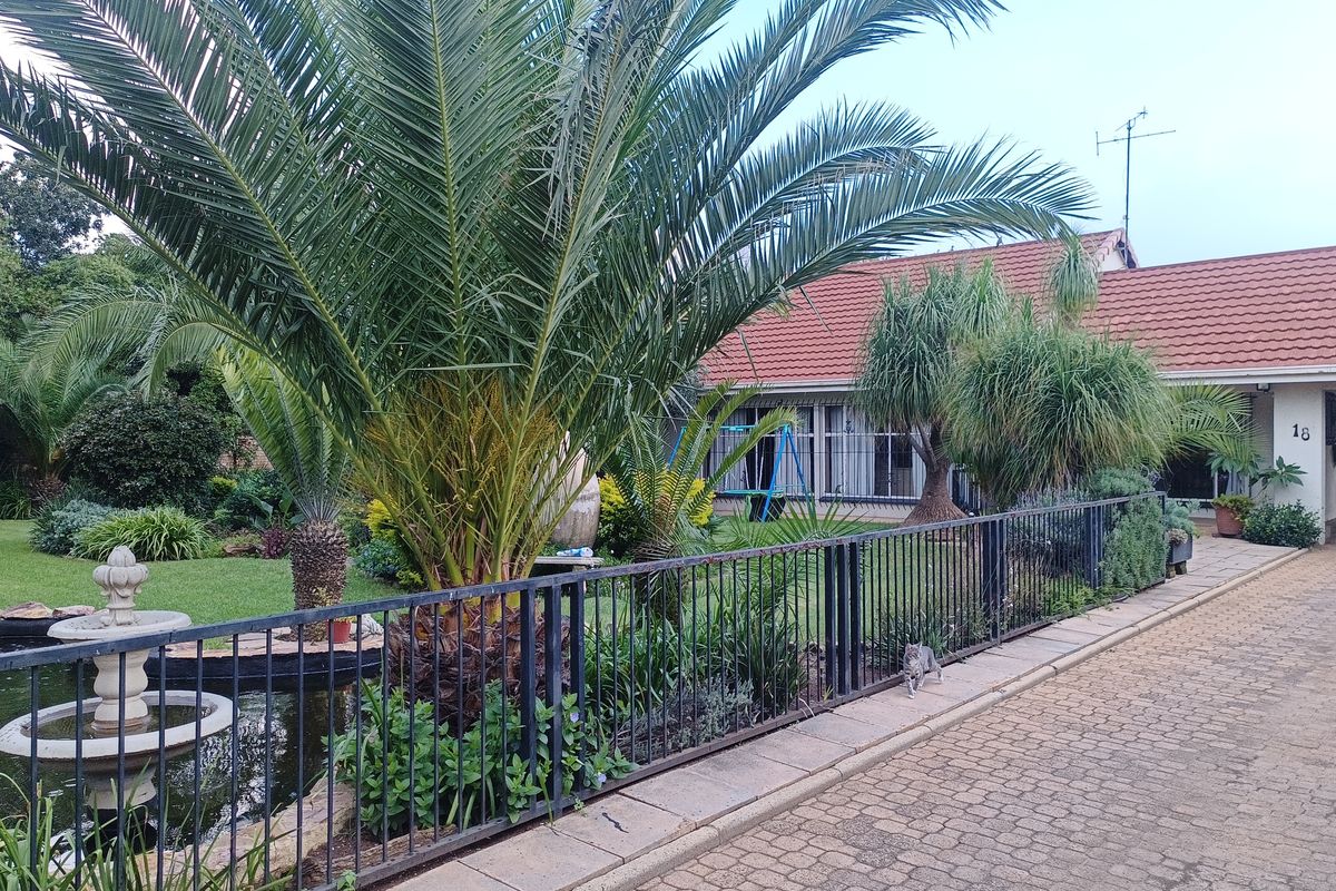 Welcome to stunning  family house - Photo 5