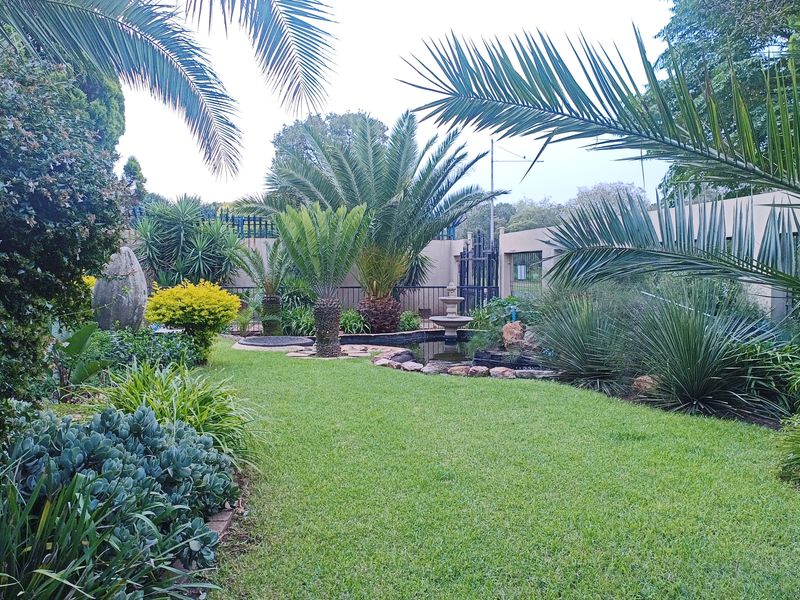 Welcome to stunning  family house - Photo 6