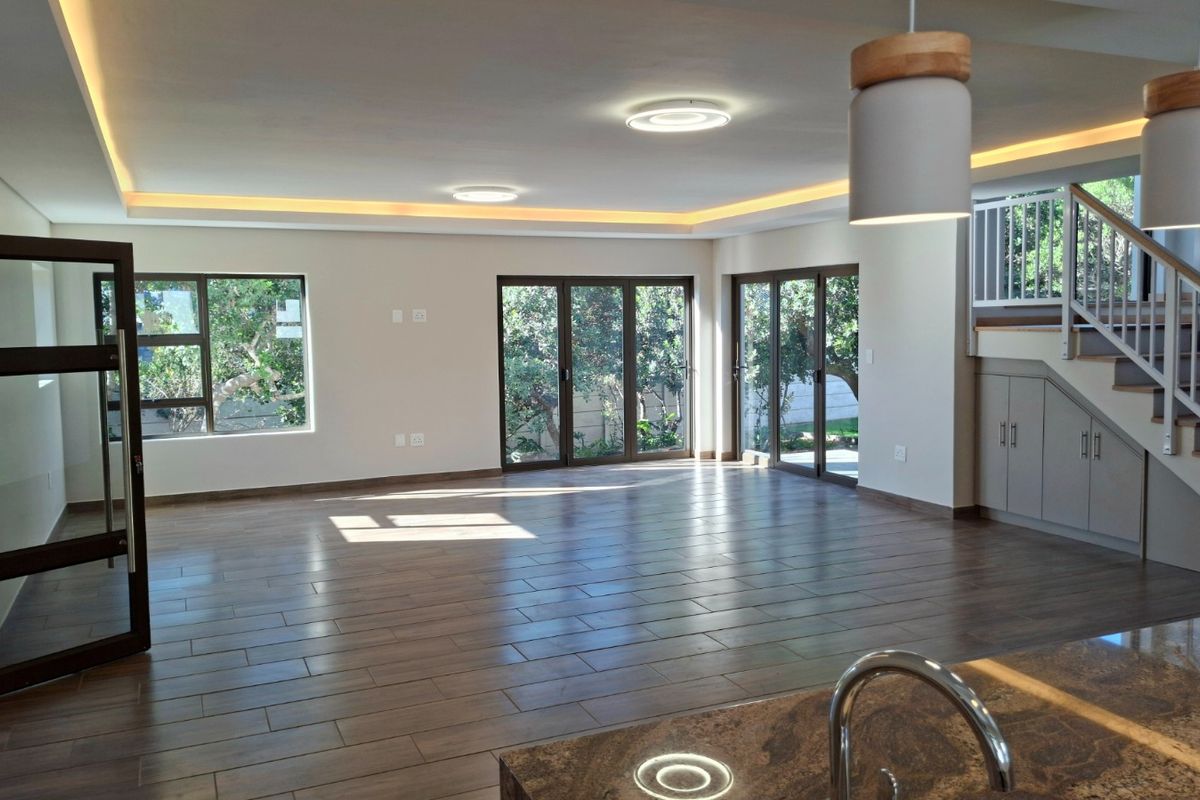 Luxury coastal livestyle home for sale in Stilbaai-Wes. - Photo 3