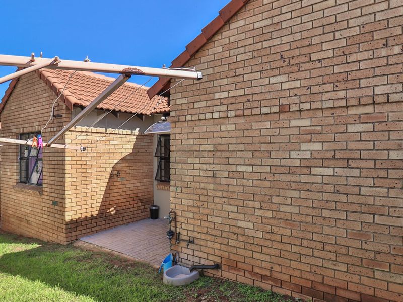 Starting to bid from R880 000!!! Live Online Auction! - Photo 10