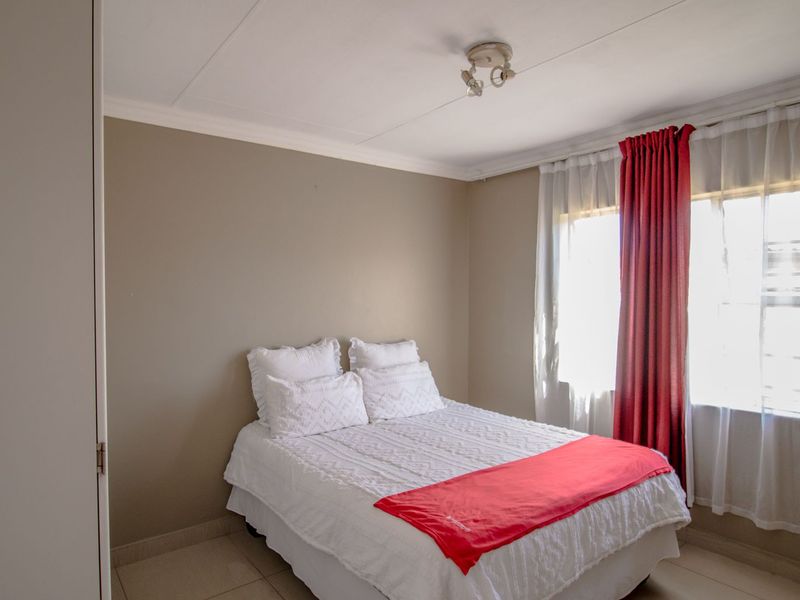 Starting to bid from R880 000!!! Live Online Auction! - Photo 6