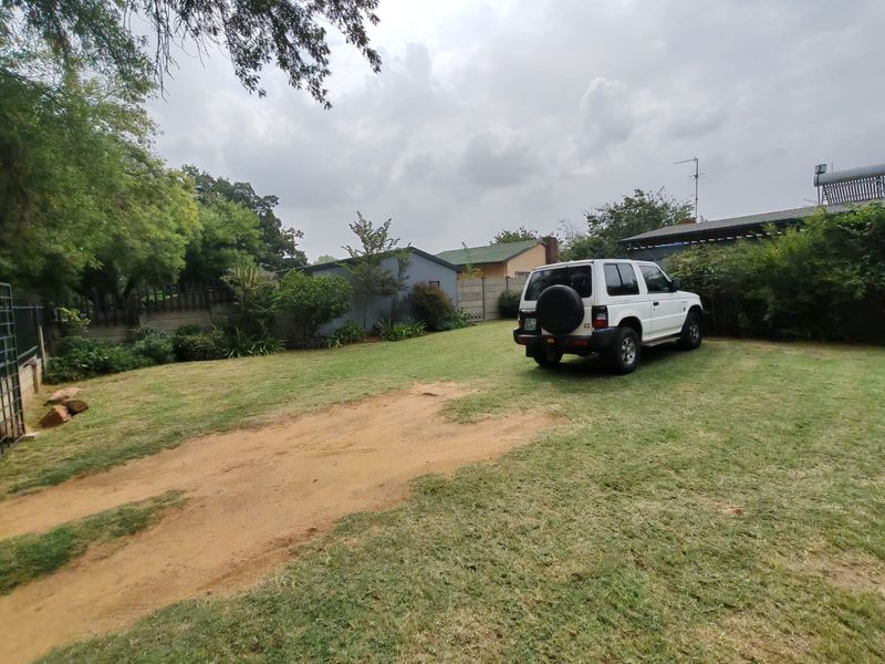 UNIQUE PROPERTY 2 BEDROOM/BUSINESS HOUSE FOR SALE IN SASOLBURG EXT 5 - Photo 3