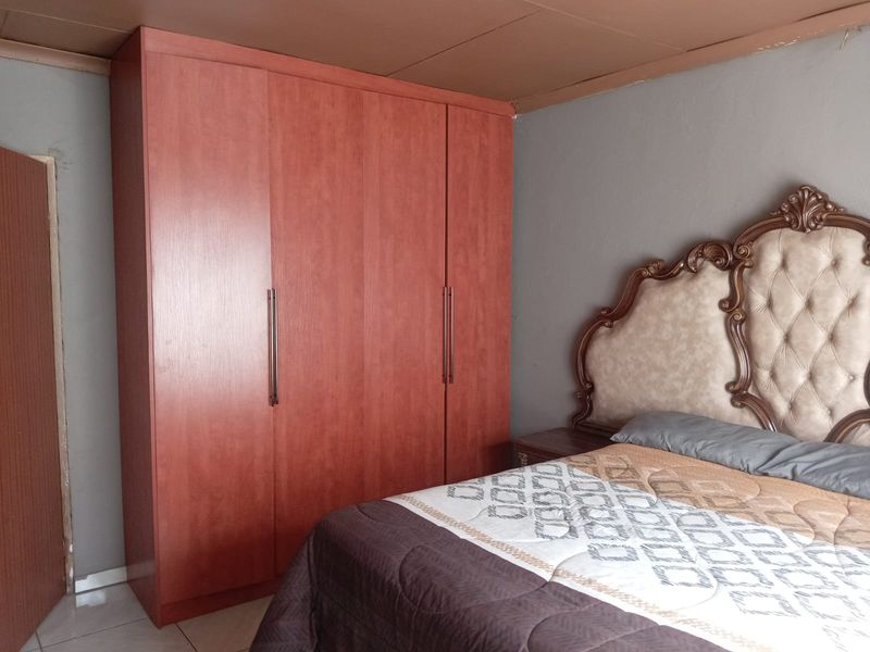 Stunning 4-bedroom freestanding home in Zamdela, Sasolburg—perfect for families! Don't miss out! - Photo 8