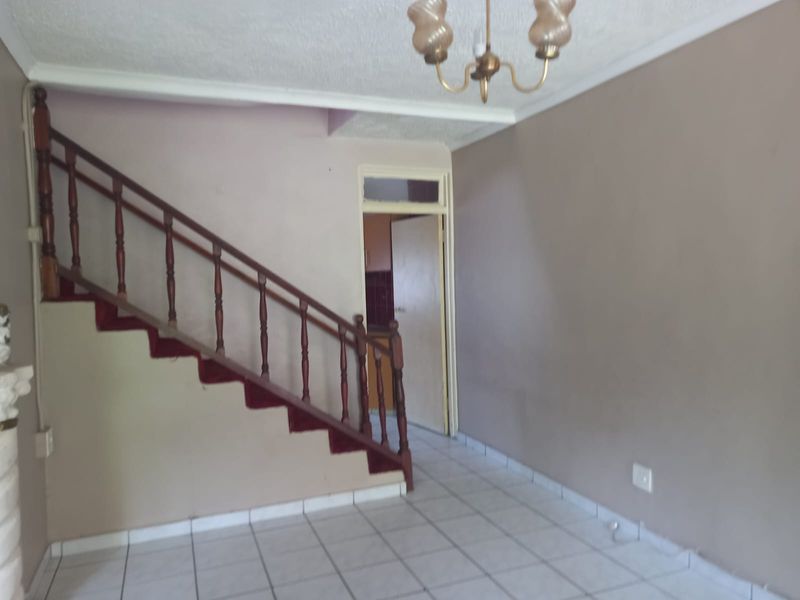 Lovely Home with Large Granny Flat, Moorton, Chatsworth - Photo 8