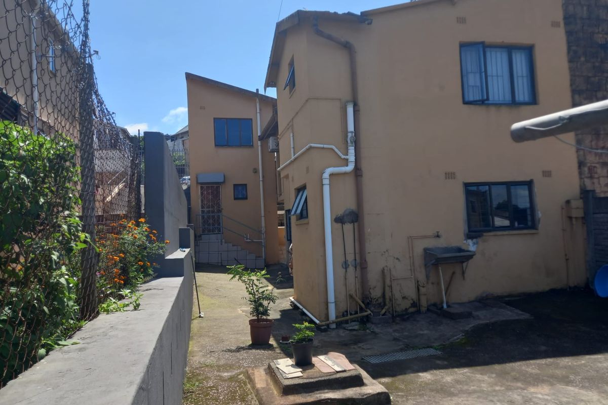 Lovely Home, Croftdene, Chatsworth - Photo 3