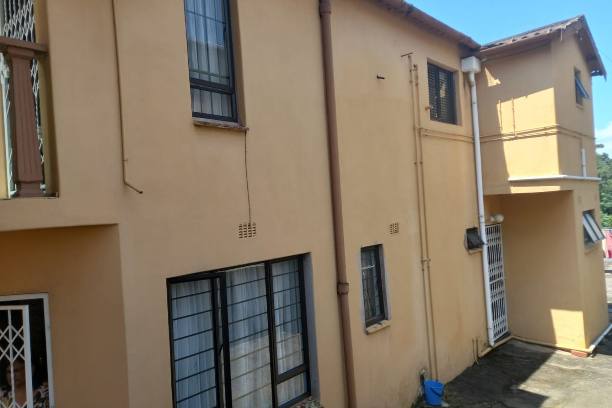 Lovely Home, Croftdene, Chatsworth - Photo 2