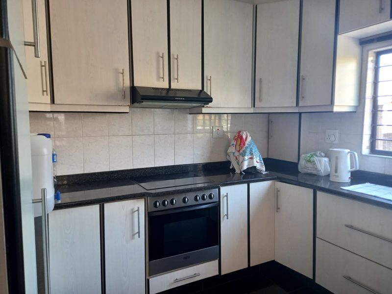 Lovely Home, Croftdene, Chatsworth - Photo 6