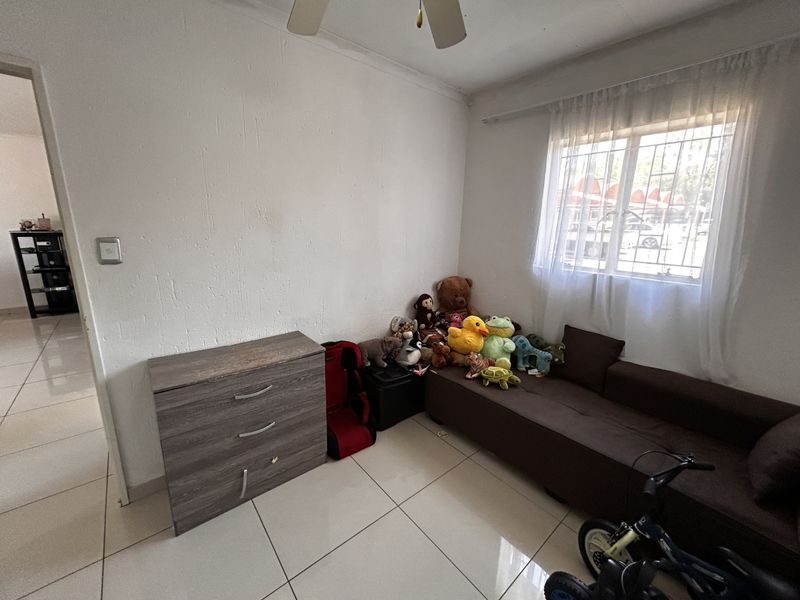 2 bed 1 bath garden Apartment Call me Al but Call me ALAADDIN & SURAIYA - Photo 9