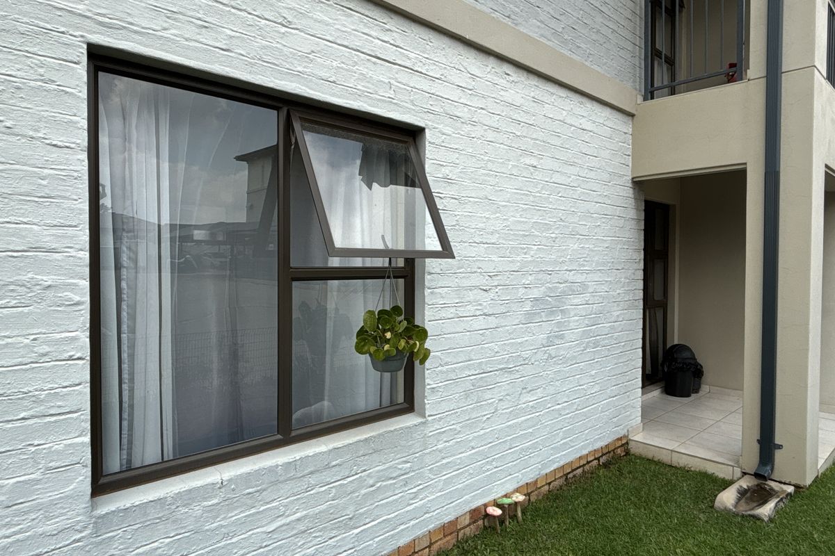 Stunning Ground Floor 1-Bedroom Unit with Garden in Brentwood Park, Benoni - Photo 5