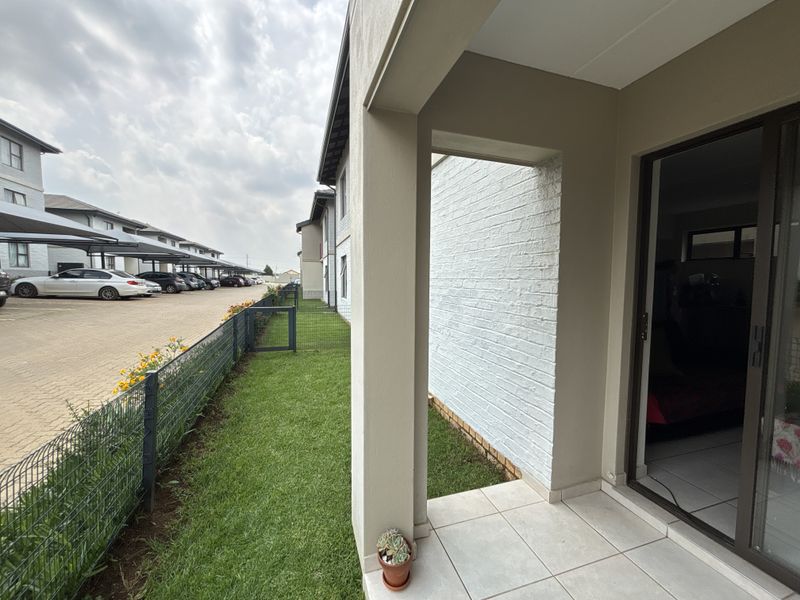 Stunning Ground Floor 1-Bedroom Unit with Garden in Brentwood Park, Benoni - Photo 3