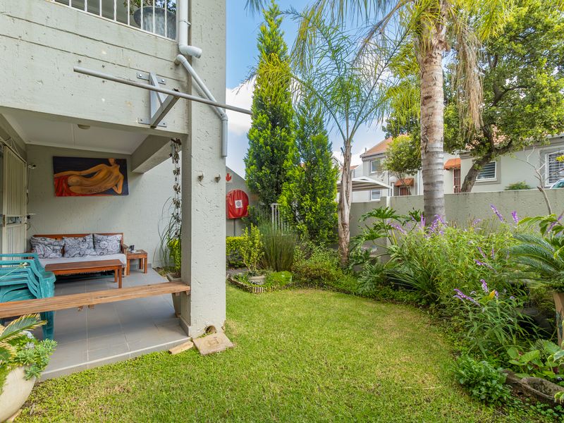 Bright & Sunny 2-Bedroom Garden Apartment – Modern, Secure & Packed with Extras! - Photo 4