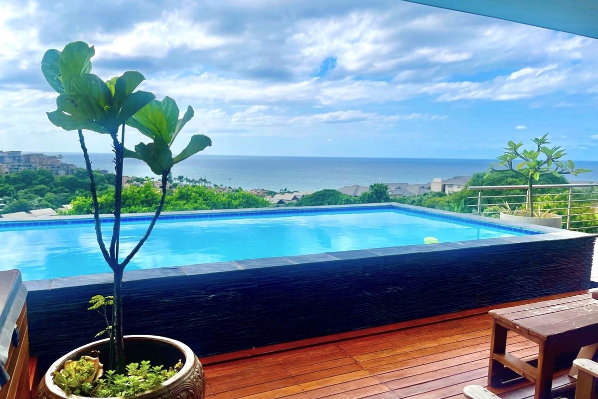 Luxury Coastal Living with Breathtaking Sea Views - Photo 2