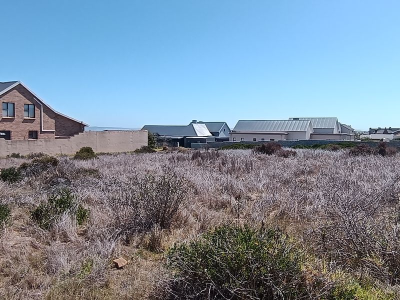 Your Lagoon View Awaits – Prime Plot for Your Dream Home - Photo 2