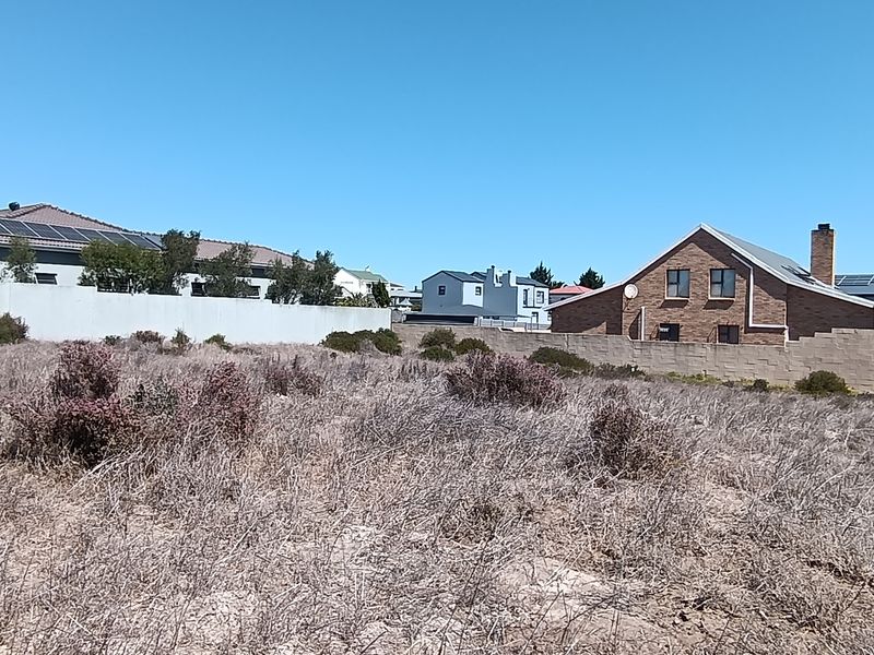 Your Lagoon View Awaits – Prime Plot for Your Dream Home - Photo 9