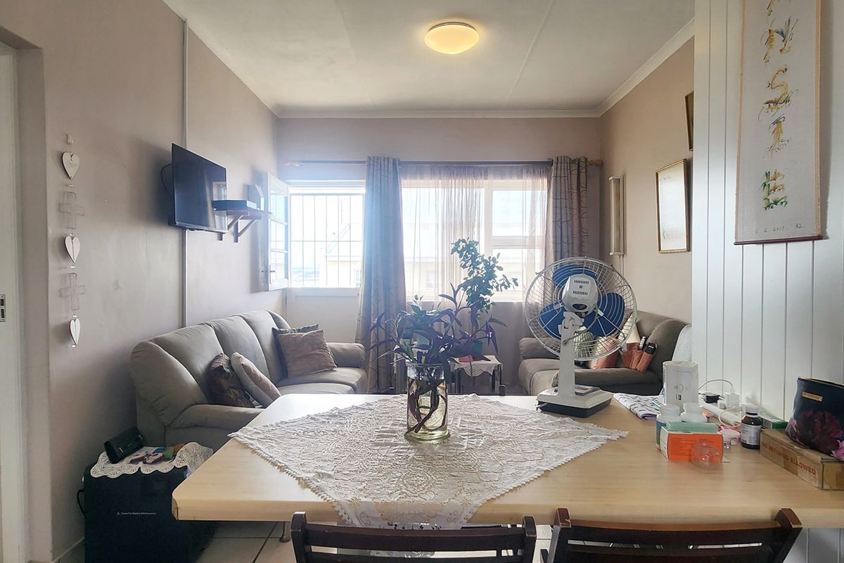 Easy Retirement in the heart of Bredasdorp - Photo 5