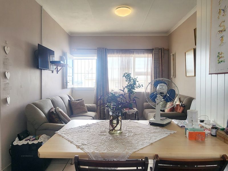 Easy Retirement in the heart of Bredasdorp - Photo 5
