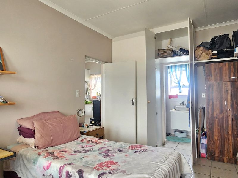 Easy Retirement in the heart of Bredasdorp - Photo 9