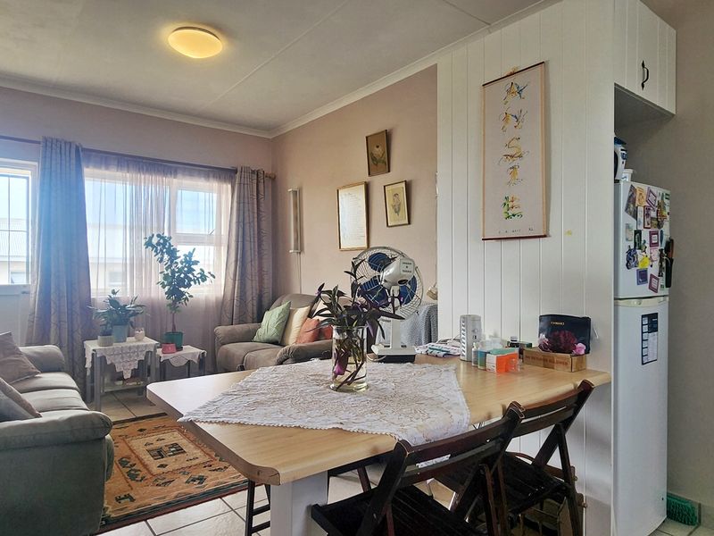 Easy Retirement in the heart of Bredasdorp - Photo 4